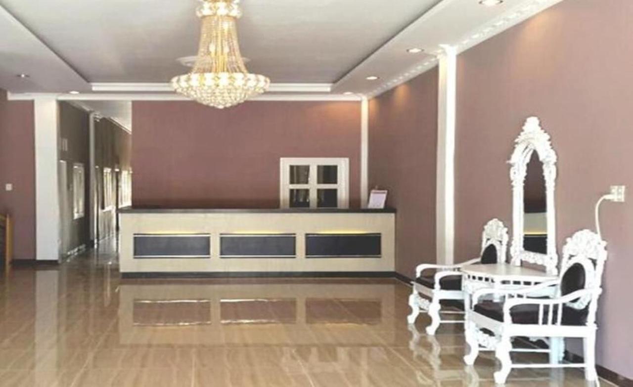 Hotel Graha Soeltan Sunggal 外观 照片